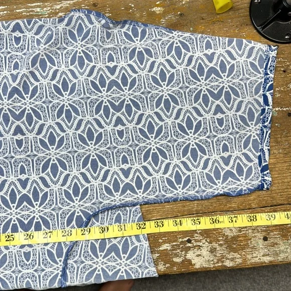 Ruby Rd. open Front Top. XL - Picture 9 of 9